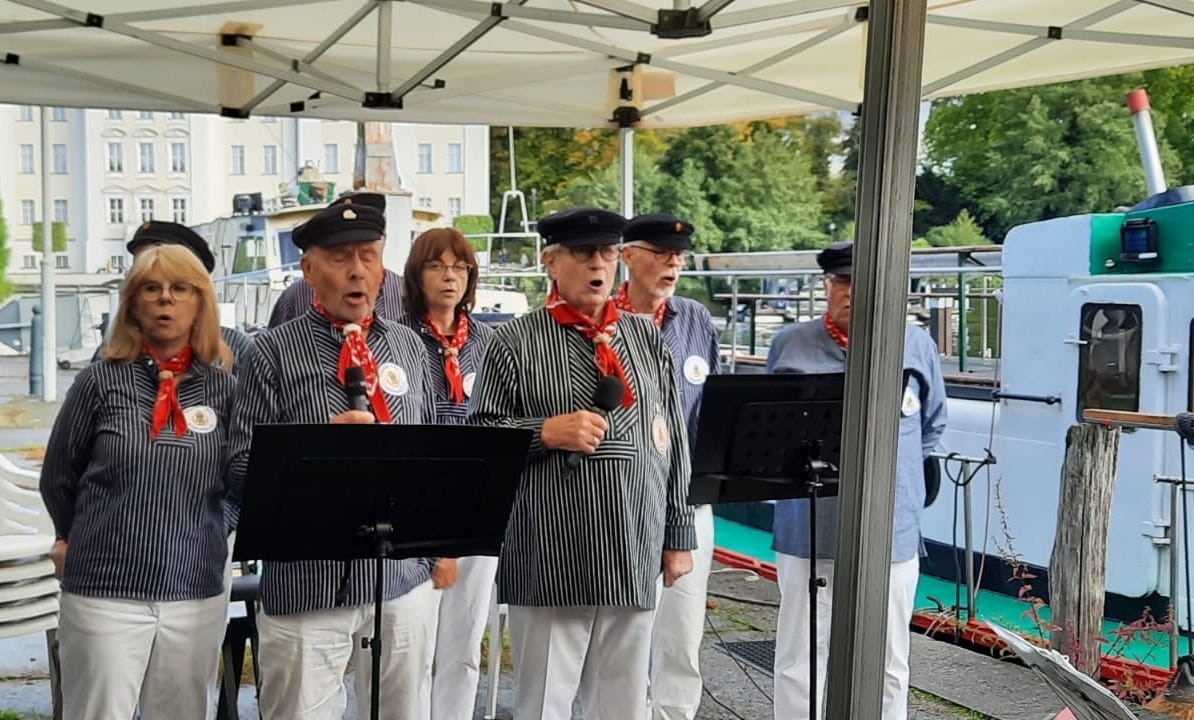 Shanty Chor Köpenick beim Hafenfest Shanty Chor Köpenick beim Hafenfest